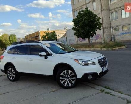 Белый Субару Аутбек, объемом двигателя 2.5 л и пробегом 160 тыс. км за 14000 $, фото 6 на Automoto.ua