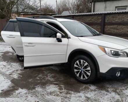 Белый Субару Аутбек, объемом двигателя 2.46 л и пробегом 275 тыс. км за 13300 $, фото 26 на Automoto.ua