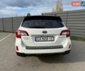 Белый Субару Аутбек, объемом двигателя 2.5 л и пробегом 181 тыс. км за 13500 $, фото 8 на Automoto.ua