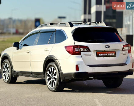 Белый Субару Аутбек, объемом двигателя 3.63 л и пробегом 120 тыс. км за 15500 $, фото 6 на Automoto.ua