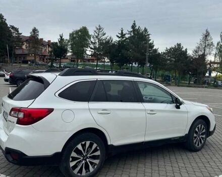 Білий Субару Аутбек, об'ємом двигуна 2.46 л та пробігом 147 тис. км за 15500 $, фото 5 на Automoto.ua