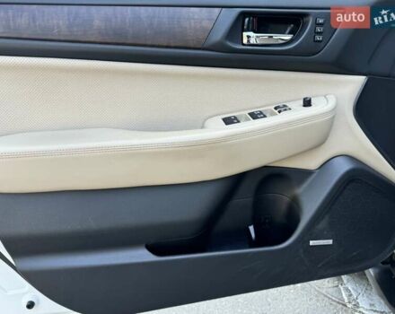 Белый Субару Аутбек, объемом двигателя 2.5 л и пробегом 190 тыс. км за 15999 $, фото 13 на Automoto.ua