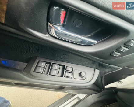 Білий Субару Аутбек, об'ємом двигуна 2.5 л та пробігом 115 тис. км за 14500 $, фото 3 на Automoto.ua