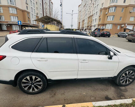 Білий Субару Аутбек, об'ємом двигуна 2.5 л та пробігом 115 тис. км за 14500 $, фото 6 на Automoto.ua