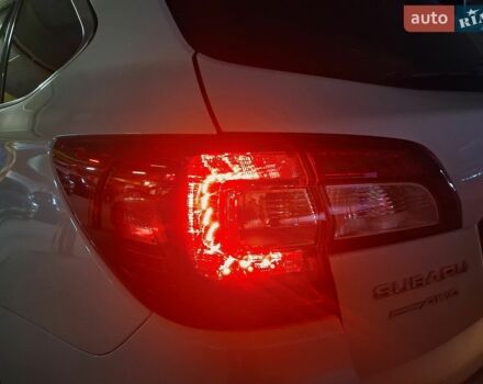 Білий Субару Аутбек, об'ємом двигуна 2.5 л та пробігом 162 тис. км за 16900 $, фото 25 на Automoto.ua