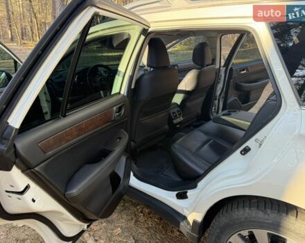 Белый Субару Аутбек, объемом двигателя 2.5 л и пробегом 160 тыс. км за 18300 $, фото 32 на Automoto.ua