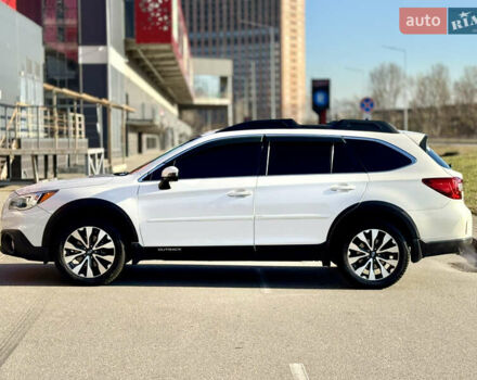 Белый Субару Аутбек, объемом двигателя 3.63 л и пробегом 120 тыс. км за 15500 $, фото 7 на Automoto.ua