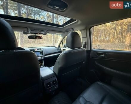 Белый Субару Аутбек, объемом двигателя 2.5 л и пробегом 160 тыс. км за 16400 $, фото 18 на Automoto.ua