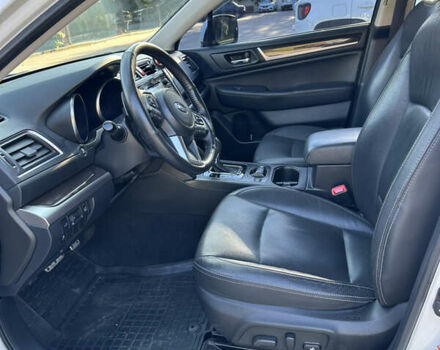 Білий Субару Аутбек, об'ємом двигуна 2.5 л та пробігом 105 тис. км за 21800 $, фото 11 на Automoto.ua