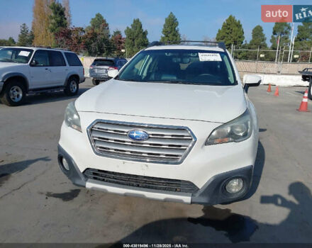 Белый Субару Аутбек, объемом двигателя 2.46 л и пробегом 170 тыс. км за 2700 $, фото 4 на Automoto.ua
