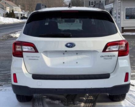 Белый Субару Аутбек, объемом двигателя 2.5 л и пробегом 57 тыс. км за 6500 $, фото 4 на Automoto.ua