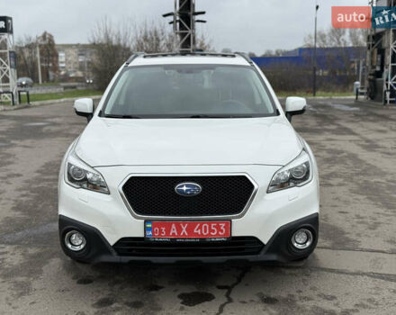 Белый Субару Аутбек, объемом двигателя 2 л и пробегом 263 тыс. км за 15200 $, фото 2 на Automoto.ua