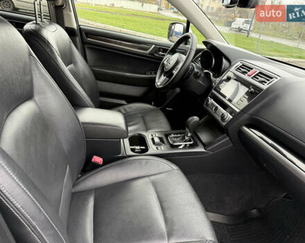 Белый Субару Аутбек, объемом двигателя 2 л и пробегом 263 тыс. км за 15200 $, фото 31 на Automoto.ua