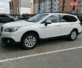 Белый Субару Аутбек, объемом двигателя 2.5 л и пробегом 153 тыс. км за 14500 $, фото 1 на Automoto.ua