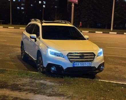 Белый Субару Аутбек, объемом двигателя 2.46 л и пробегом 160 тыс. км за 17600 $, фото 4 на Automoto.ua