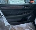 Білий Субару Аутбек, об'ємом двигуна 2.46 л та пробігом 176 тис. км за 15500 $, фото 3 на Automoto.ua