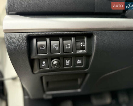 Белый Субару Аутбек, объемом двигателя 2 л и пробегом 263 тыс. км за 15200 $, фото 16 на Automoto.ua