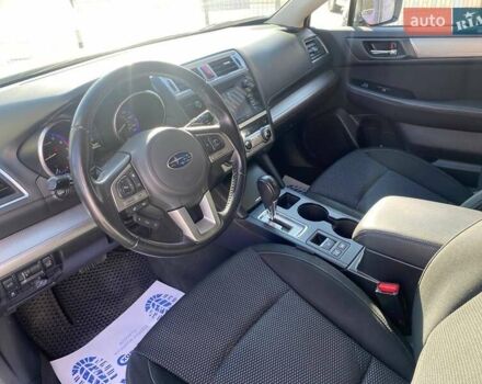 Білий Субару Аутбек, об'ємом двигуна 2.5 л та пробігом 155 тис. км за 15700 $, фото 9 на Automoto.ua