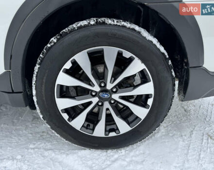 Белый Субару Аутбек, объемом двигателя 2.5 л и пробегом 126 тыс. км за 18700 $, фото 20 на Automoto.ua