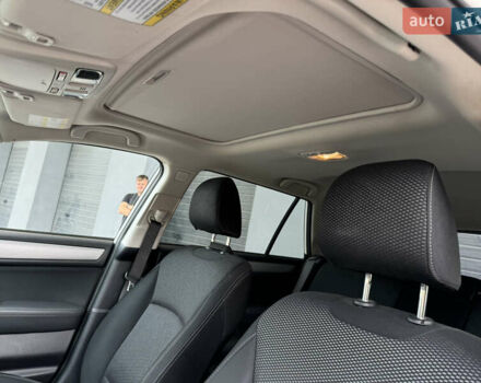 Білий Субару Аутбек, об'ємом двигуна 2.5 л та пробігом 141 тис. км за 16500 $, фото 12 на Automoto.ua