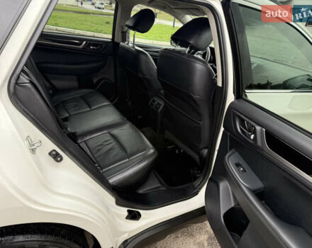 Белый Субару Аутбек, объемом двигателя 2 л и пробегом 263 тыс. км за 15200 $, фото 32 на Automoto.ua