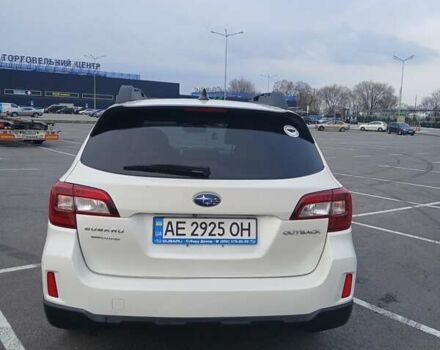 Белый Субару Аутбек, объемом двигателя 2.5 л и пробегом 163 тыс. км за 15999 $, фото 4 на Automoto.ua