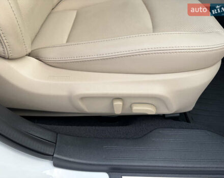 Белый Субару Аутбек, объемом двигателя 2.5 л и пробегом 173 тыс. км за 16900 $, фото 34 на Automoto.ua