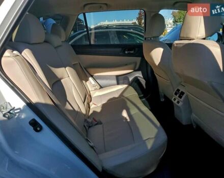 Белый Субару Аутбек, объемом двигателя 3.63 л и пробегом 50 тыс. км за 2200 $, фото 9 на Automoto.ua