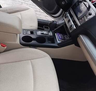 Білий Субару Аутбек, об'ємом двигуна 2.5 л та пробігом 140 тис. км за 13300 $, фото 10 на Automoto.ua