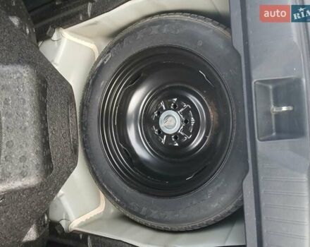 Белый Субару Аутбек, объемом двигателя 2.5 л и пробегом 170 тыс. км за 14999 $, фото 8 на Automoto.ua