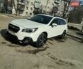 Белый Субару Аутбек, объемом двигателя 0 л и пробегом 186 тыс. км за 17000 $, фото 1 на Automoto.ua