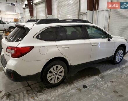 Білий Субару Аутбек, об'ємом двигуна 2.5 л та пробігом 128 тис. км за 2800 $, фото 2 на Automoto.ua