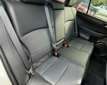 Білий Субару Аутбек, об'ємом двигуна 2.5 л та пробігом 27 тис. км за 4900 $, фото 6 на Automoto.ua