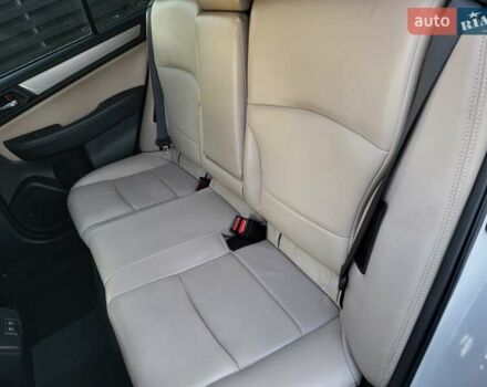 Белый Субару Аутбек, объемом двигателя 2.5 л и пробегом 105 тыс. км за 14999 $, фото 20 на Automoto.ua