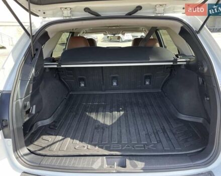 Білий Субару Аутбек, об'ємом двигуна 2.5 л та пробігом 128 тис. км за 21000 $, фото 8 на Automoto.ua