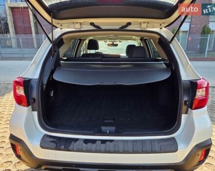 Белый Субару Аутбек, объемом двигателя 2.5 л и пробегом 77 тыс. км за 23000 $, фото 33 на Automoto.ua