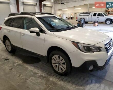 Білий Субару Аутбек, об'ємом двигуна 2.5 л та пробігом 128 тис. км за 2800 $, фото 3 на Automoto.ua