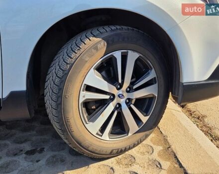 Белый Субару Аутбек, объемом двигателя 2.5 л и пробегом 77 тыс. км за 23000 $, фото 38 на Automoto.ua