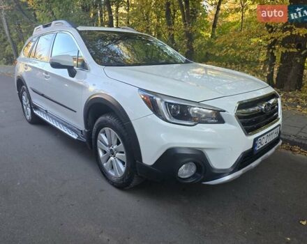 Белый Субару Аутбек, объемом двигателя 2.5 л и пробегом 116 тыс. км за 18900 $, фото 10 на Automoto.ua