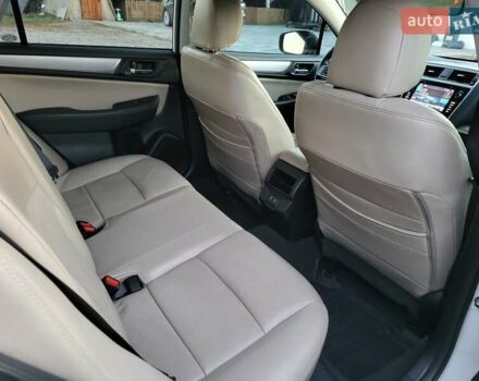 Белый Субару Аутбек, объемом двигателя 2.5 л и пробегом 105 тыс. км за 14999 $, фото 36 на Automoto.ua