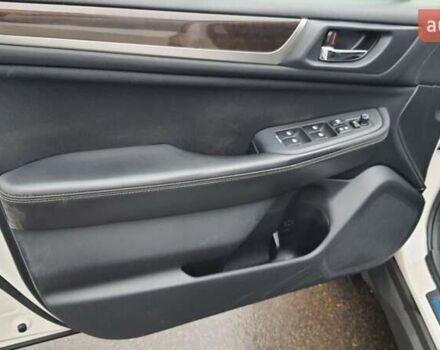 Белый Субару Аутбек, объемом двигателя 2.5 л и пробегом 199 тыс. км за 19450 $, фото 15 на Automoto.ua