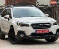 Белый Субару Аутбек, объемом двигателя 2.5 л и пробегом 196 тыс. км за 15900 $, фото 1 на Automoto.ua