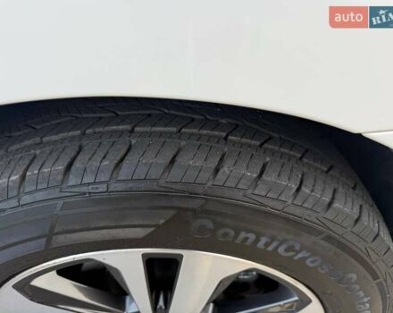 Белый Субару Аутбек, объемом двигателя 2.46 л и пробегом 110 тыс. км за 17300 $, фото 8 на Automoto.ua