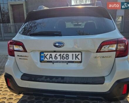 Белый Субару Аутбек, объемом двигателя 2.5 л и пробегом 77 тыс. км за 23000 $, фото 10 на Automoto.ua