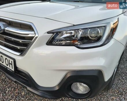 Белый Субару Аутбек, объемом двигателя 2.5 л и пробегом 105 тыс. км за 14999 $, фото 29 на Automoto.ua