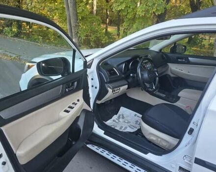 Белый Субару Аутбек, объемом двигателя 2.5 л и пробегом 116 тыс. км за 18900 $, фото 13 на Automoto.ua