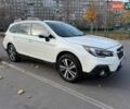 Белый Субару Аутбек, объемом двигателя 2.46 л и пробегом 110 тыс. км за 17300 $, фото 1 на Automoto.ua