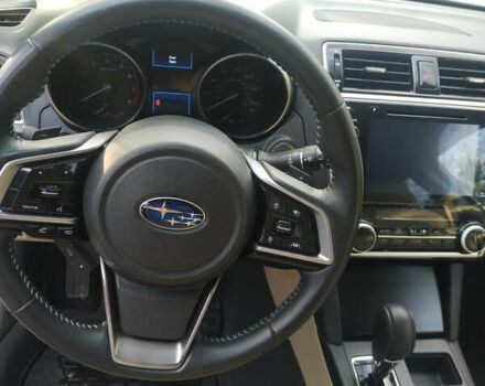 Белый Субару Аутбек, объемом двигателя 2.5 л и пробегом 130 тыс. км за 18950 $, фото 15 на Automoto.ua