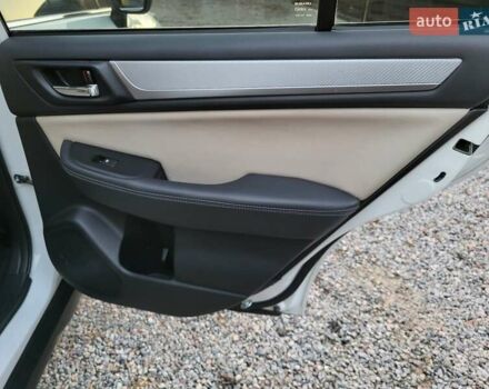 Белый Субару Аутбек, объемом двигателя 2.5 л и пробегом 105 тыс. км за 14999 $, фото 22 на Automoto.ua