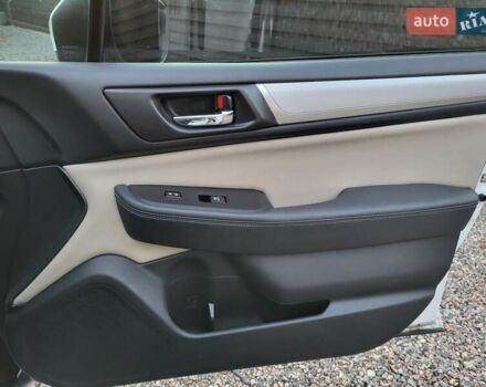 Белый Субару Аутбек, объемом двигателя 2.5 л и пробегом 105 тыс. км за 14999 $, фото 23 на Automoto.ua